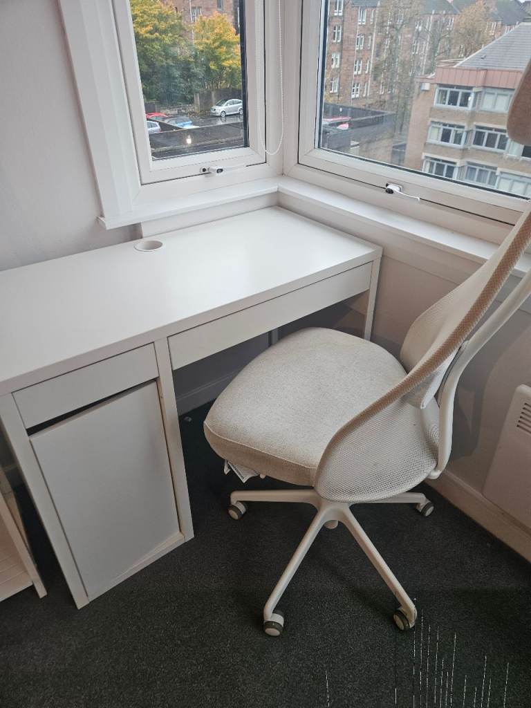  *now promised* Free White Desk with Drawer and Office Chair – Good Condition