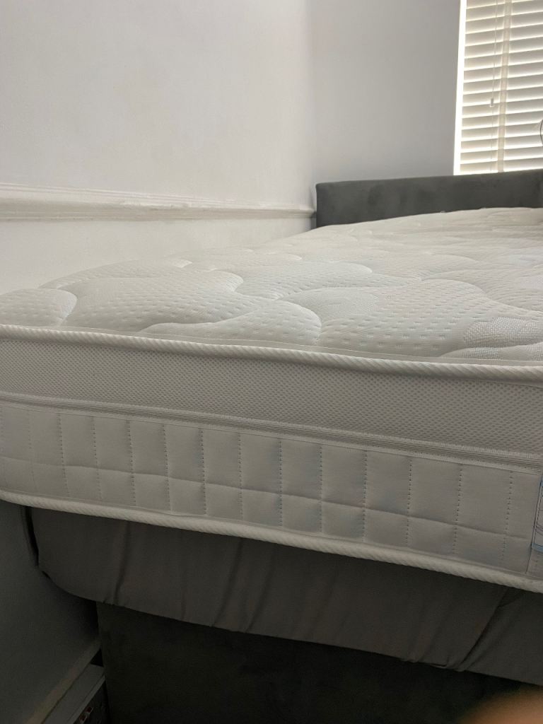 Sleepeezee Little Bedz "Glow" Mattress – Double (4ft) – Great Condition