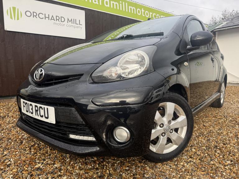 TOYOTA AYGO 1.0 VVT-i Fire 2013