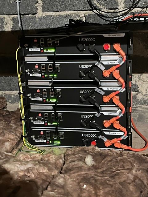 Pylontech LFP home battery storage system 10 Kwh usable capacity