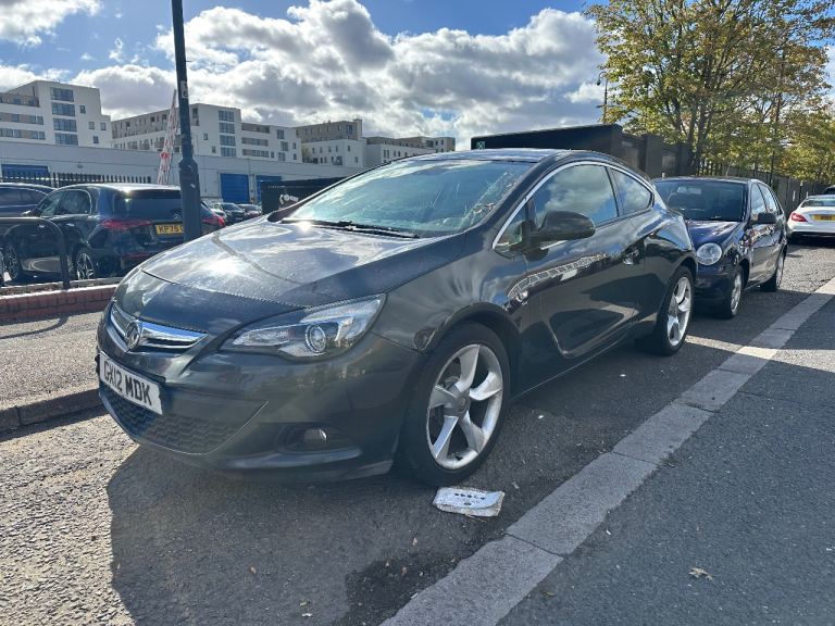 Vauxhall, ASTRA GTC, Hatchback, 2012, Manual, 1364 (cc), 3 doors