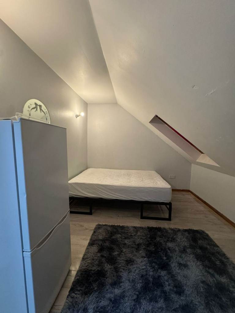 🌸 Lovely Double Room (Single Occupancy) | Alessandra Road, N15 | Bills included!