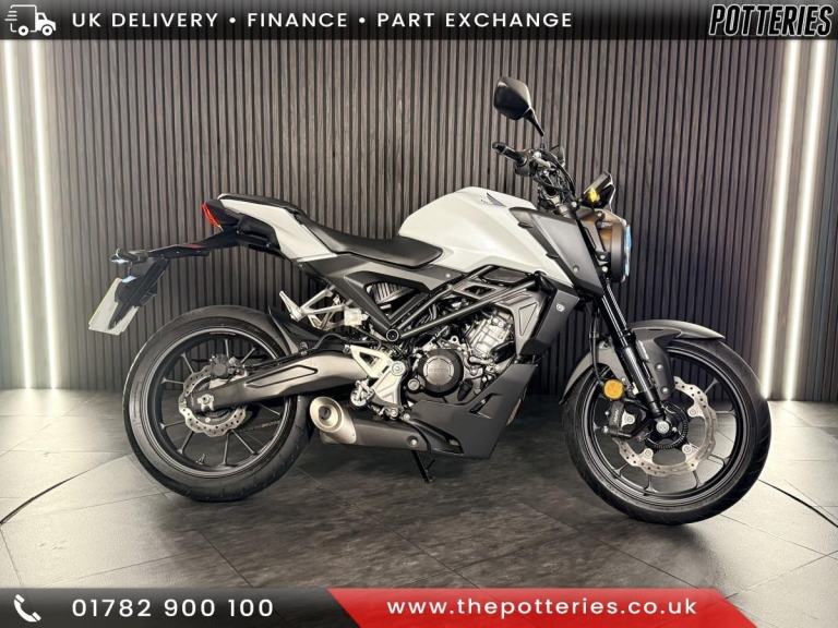 Honda CB125R 2024 *1300 miles covered*
