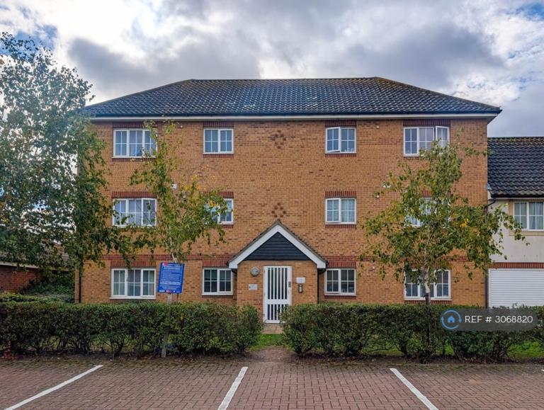1 bedroom flat in Waterside Close, London, SE28 (1 bed) (#3068820)