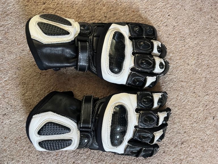 Duchinni children’s gloves 