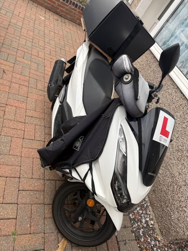 Honda, PCX, 2022, 125 (cc)