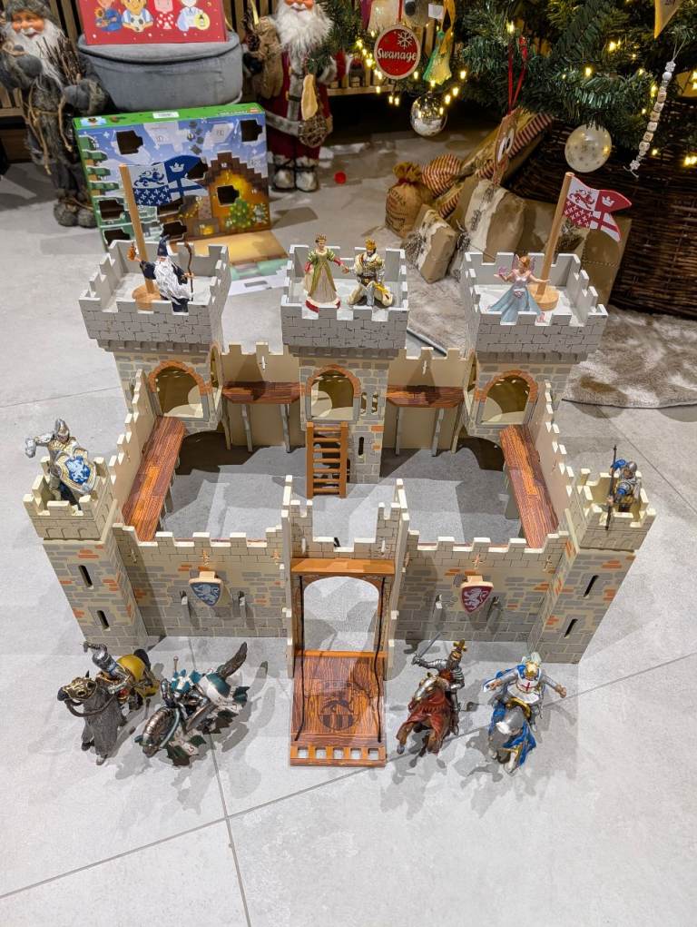 image for Papo Castle with figures 