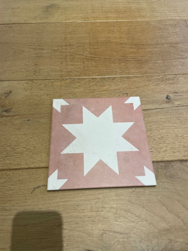 Floor tiles