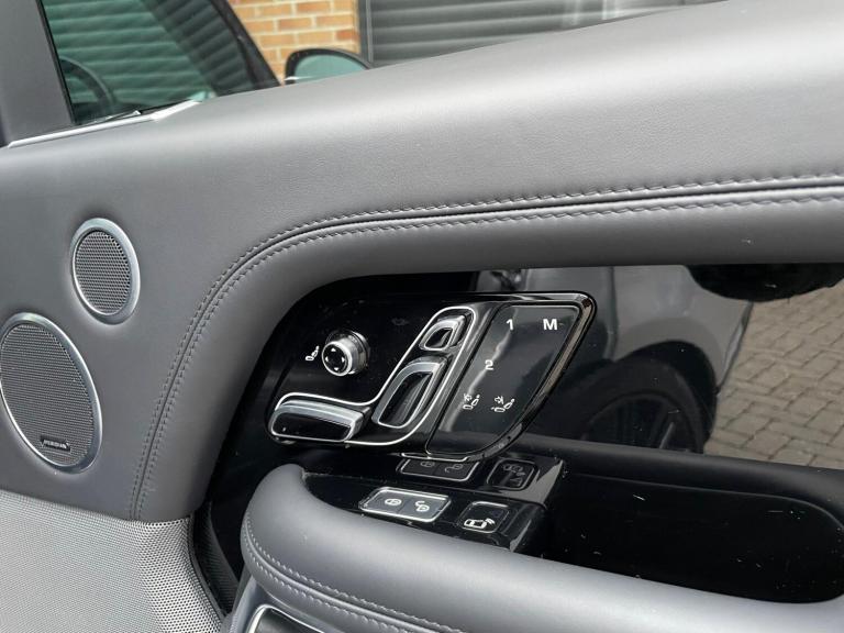 2018 Land Rover Range Rover 4.4 SDV8 Autobiography 4dr Auto ESTATE Diesel Automatic