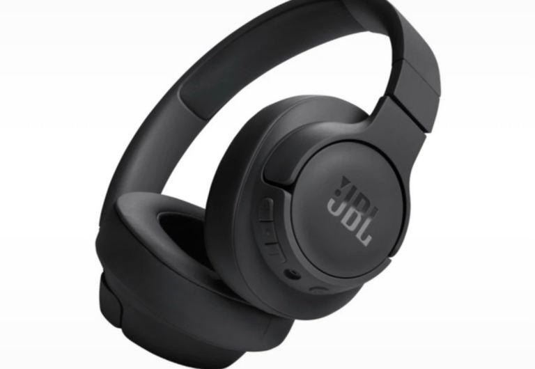 JBL HEADPHONES BRAND NEW 