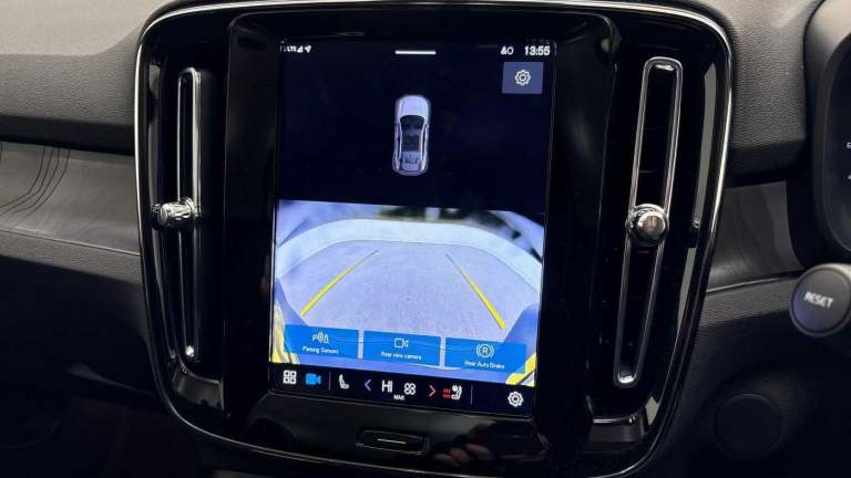 2025 Volvo EC40 Twin Motor 82kWh Plus SUV 5dr Electric Auto AWD (408 ps) ESTATE Electric Automatic