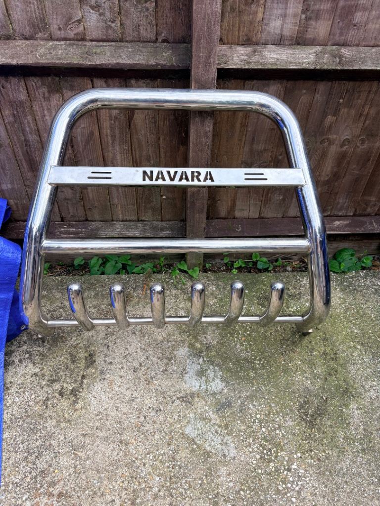 Nissan navara bull bar 