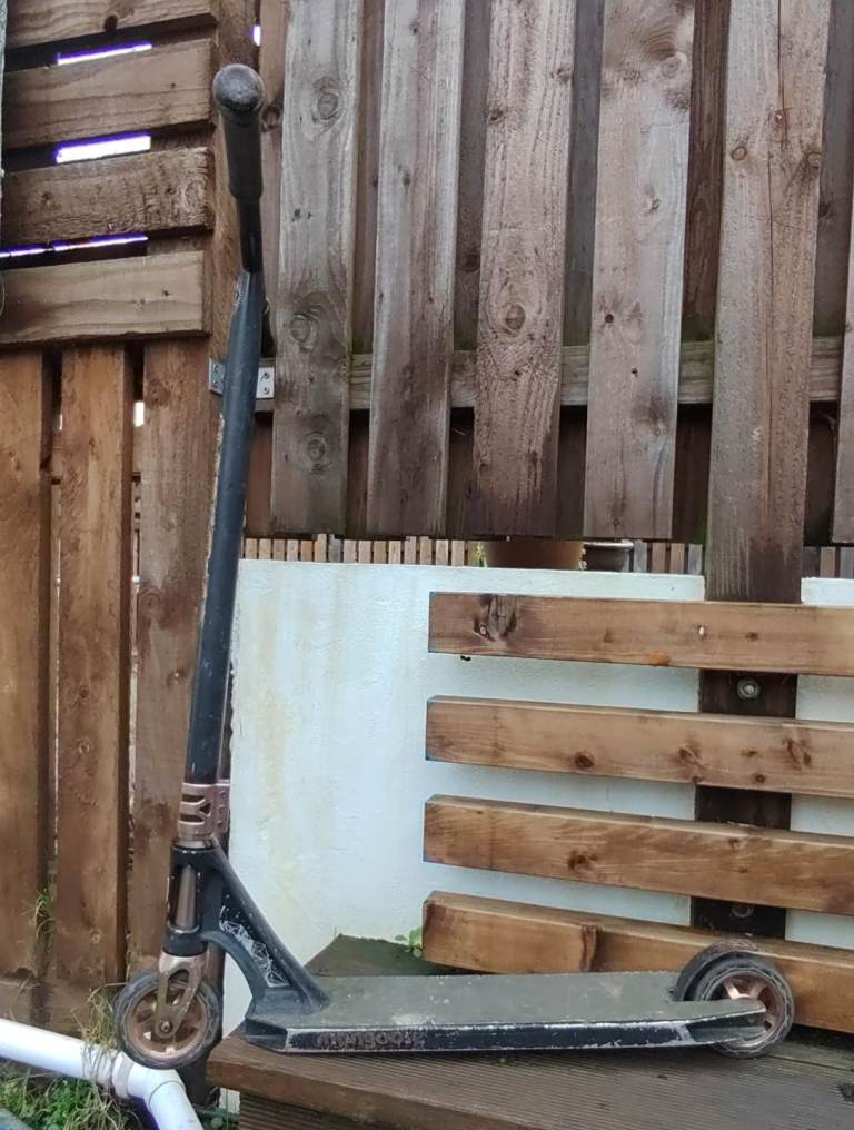 STUNT SCOOTER MONGOOSE