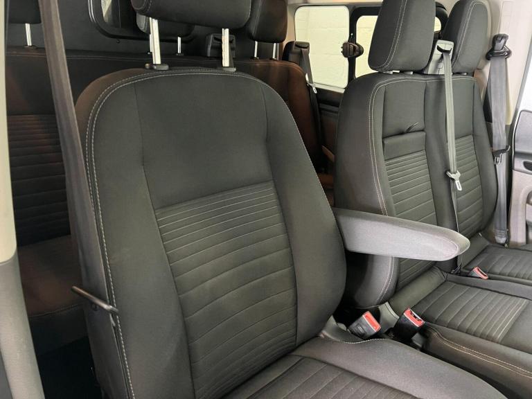 2023 Ford Transit Custom 2.0 320 EcoBlue Limited Crew Van Auto L2 H1 Euro 6 5dr Combi Van Diesel ...