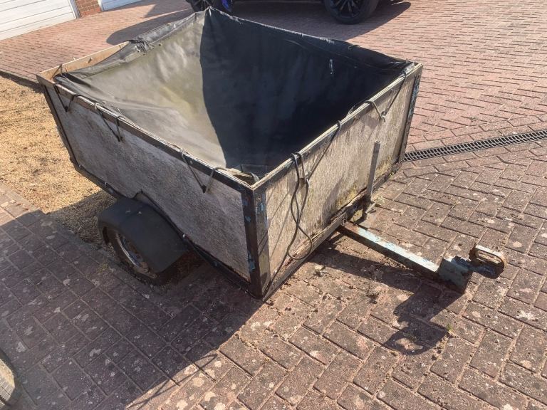Car trailer