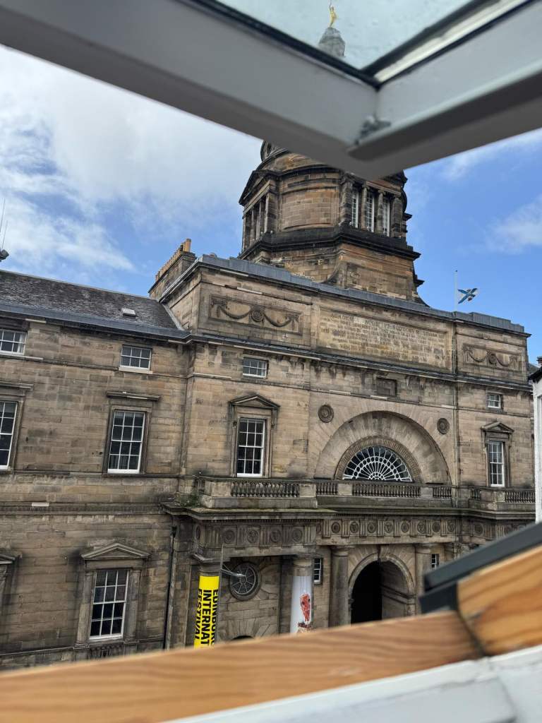 TENANCY TAKEOVER – PRIVATE STUDENT STUDIO – HELLO STUDENT SOUTH BRIDGE