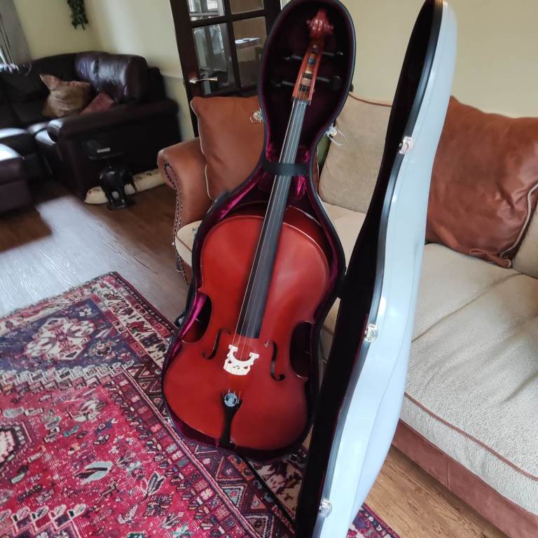 Full size Cello