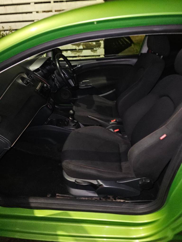 Seat, IBIZA, Hatchback, 2012, Manual, 1197 (cc), 3 doors