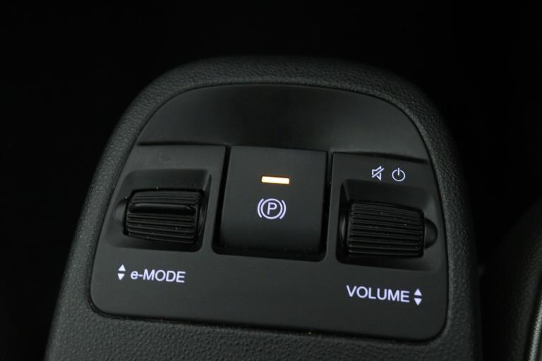 2021 Fiat 500 87kW La Prima 42kWh 3dr Auto Hatchback Electric Automatic