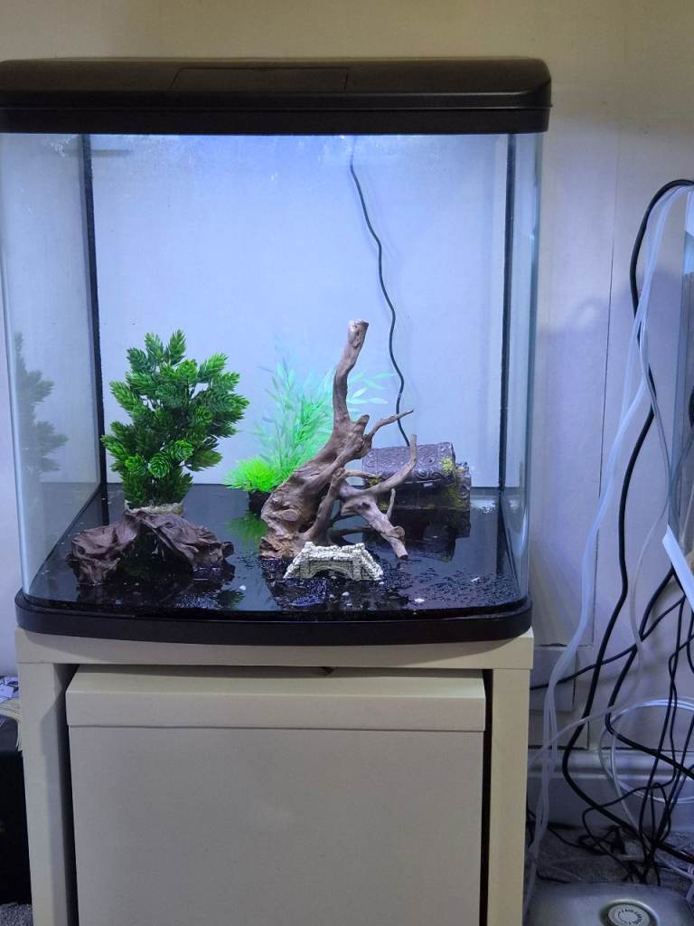 LOVE FISH VANTAGE 94L FULL SET UP
