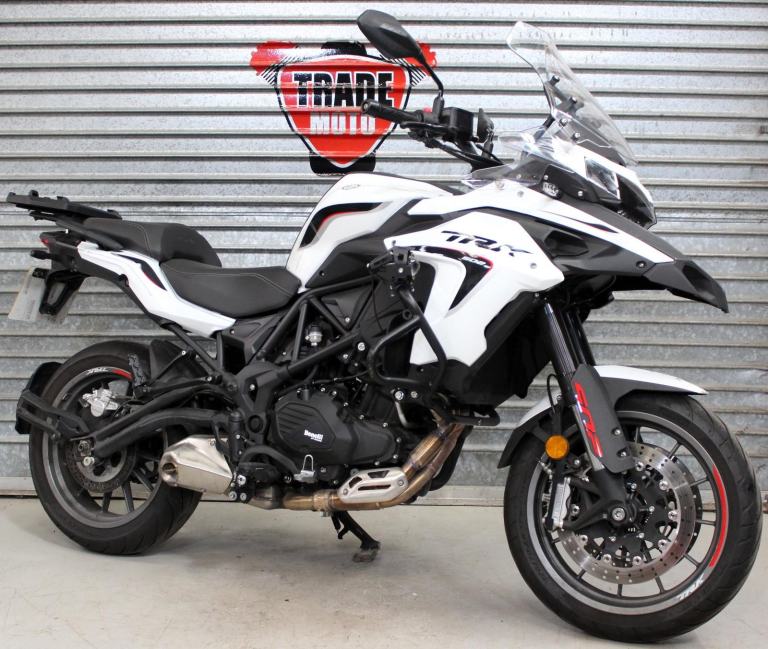 2026 26 BENELLI TRK 502 E5 ADVENTURE/EXPLORER BIKE TRADE SALE 2088mls NEW MOT