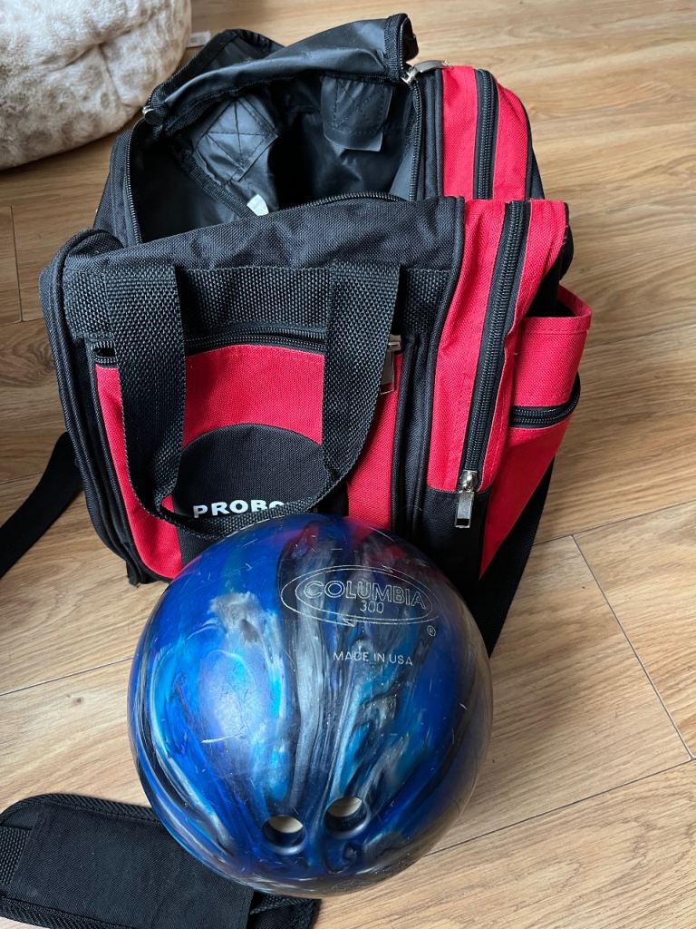Columbia 300 Bowling Ball with Bag – Blue/Black Swirl