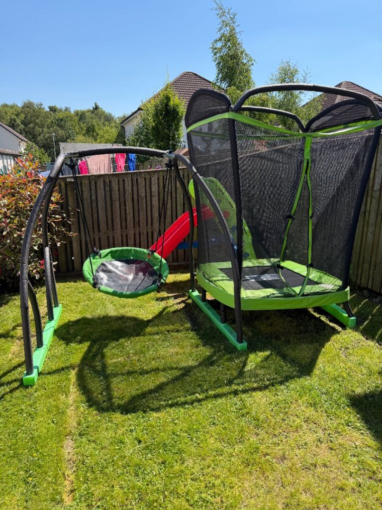 Swing & Trampoline