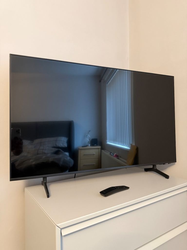 Samsung 43” Smart Crystal UHD 4K HDR Smart Bluetooth TV With Smart Remote