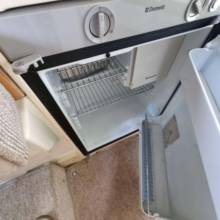 2012 Romahome R20 Jubilee 2 Berth 4 Belt End Kitchen Lounge Conversion Campervan