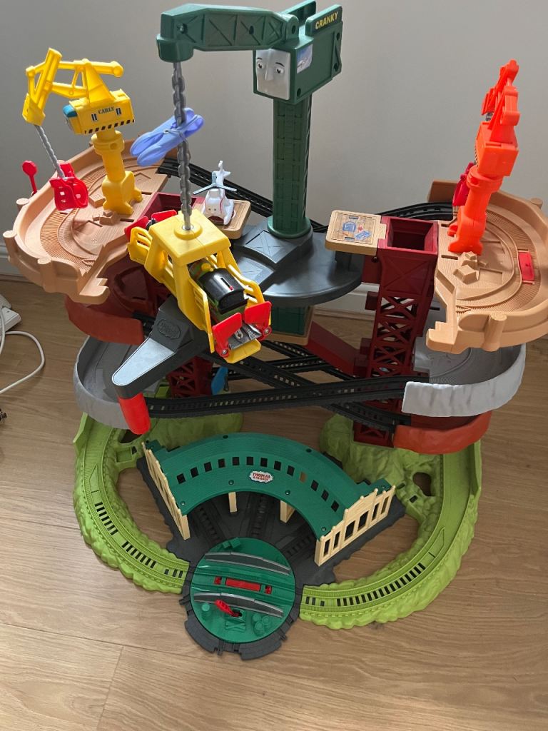 Thomas & Friends Multi-Level Track Set Trains & Cranes Super Tower with Thomas & Percy Engines