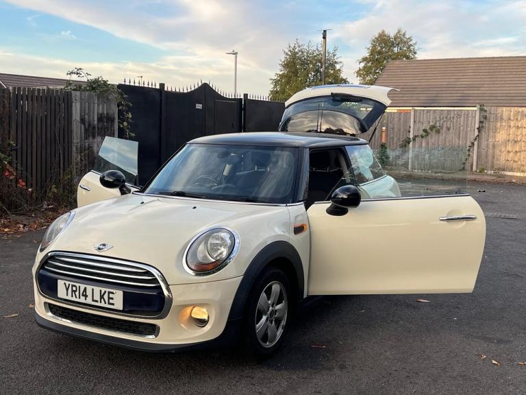 2014 MINI Hatch 1.5 Cooper D 3dr HATCHBACK Diesel Manual
