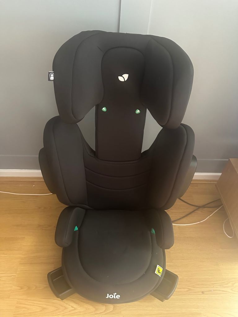 Joie Car Seat – Black, Good Condition