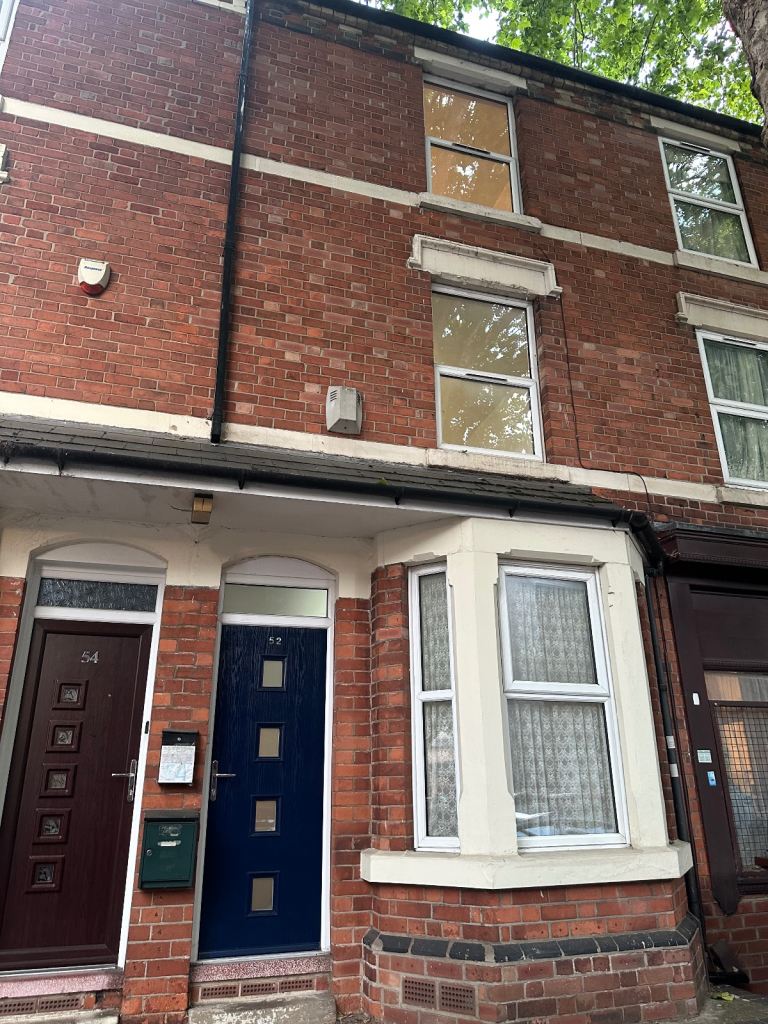 4 bedroom house on Radford boulevard NG7, £1400 PCM