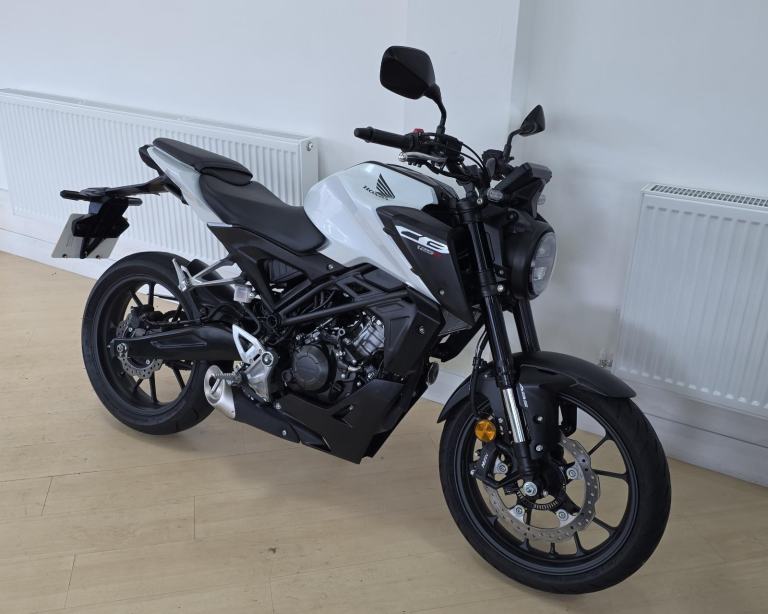 Honda CB125R