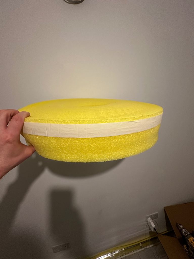 Edging Strip with PVC membrane is used with screed floors 25 m perimeter 