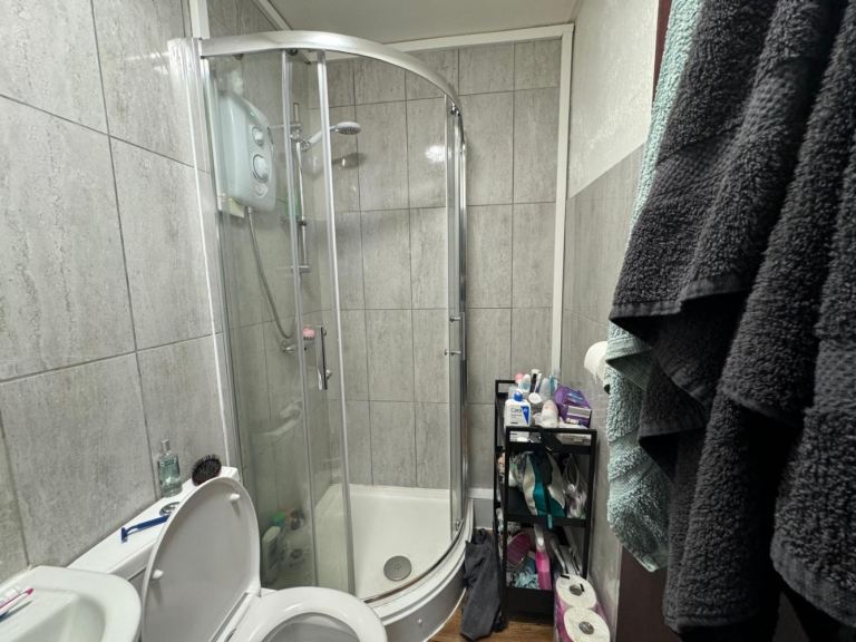 63 cardigan road flat 1