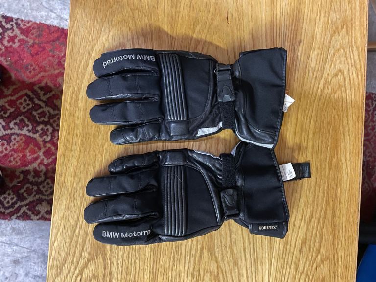 BMW gloves 