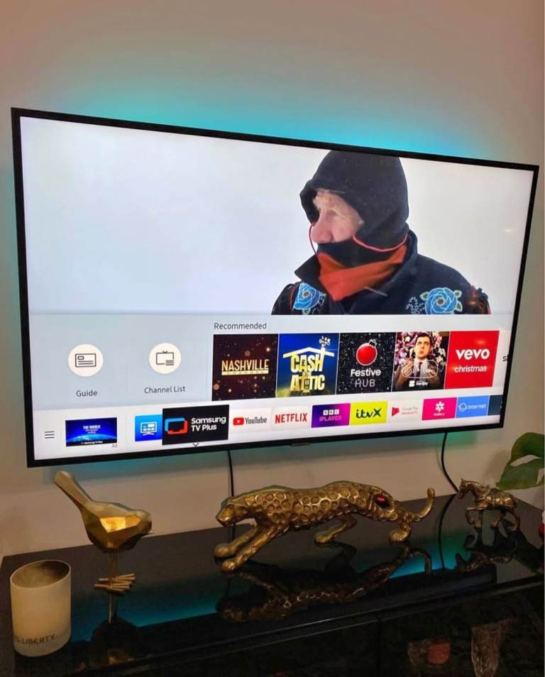 image for 65" SAMSUNG 4K ULTRA SMART TV 