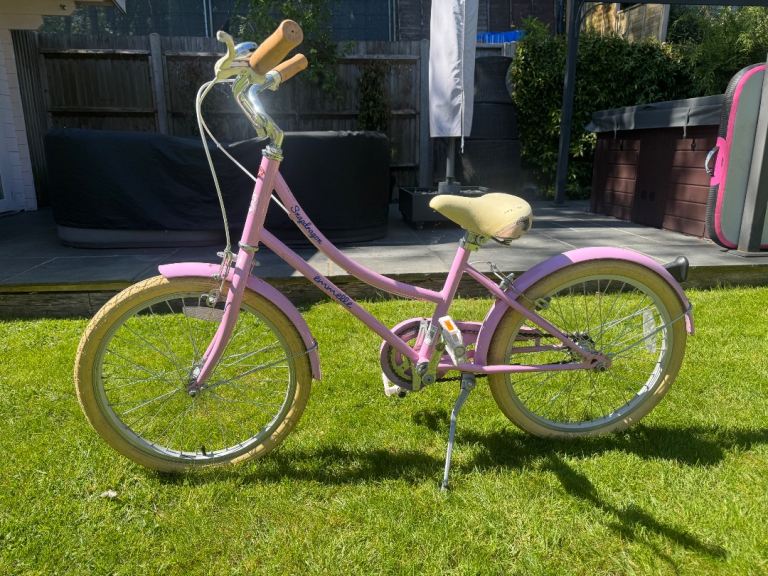 Emmelle Snapdragon Girls' Pink Bike 20"