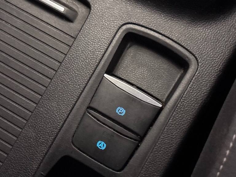 2019 19 FORD FOCUS 1.5 ECOBLUE ZETEC HATCHBACK 5DR DIESEL MANUAL EURO 6 (S/S) (1