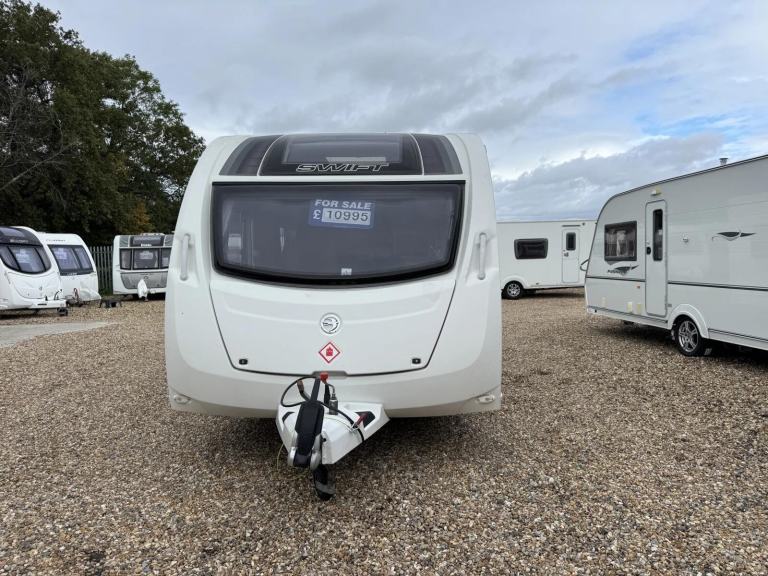 2013 Swift Ace Prestige 6 Berth