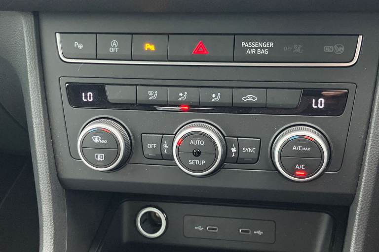 2022 SEAT Ateca 1.5 TSI EVO SE Technology 5dr Hatchback PETROL Manual