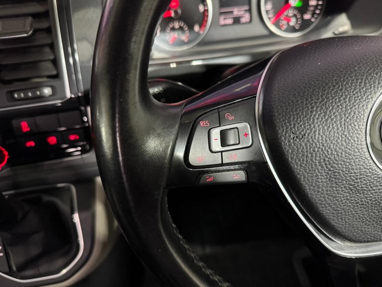 2018 Volkswagen Transporter 2.0 BiTDI BMT 204 Highline Kombi Van 4MOTION DSG Crew Van Diesel Auto...