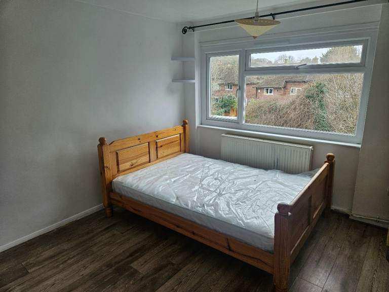 Spacious and Cosy 3 Bed Flat available for Rent in - CT1 1ER