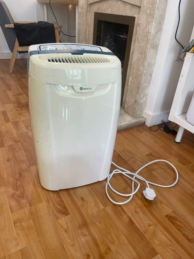 Meaco 10/12 litre dehumidifier 