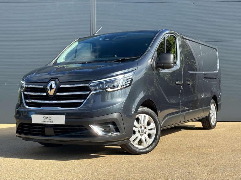 RENAULT TRAFIC 2.0 dCi Blue LL30 Sport L2 H1 Euro 6 (s/s) 5dr 2022