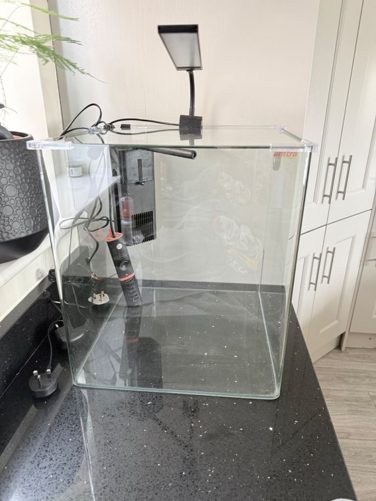 60 lite Fish tank