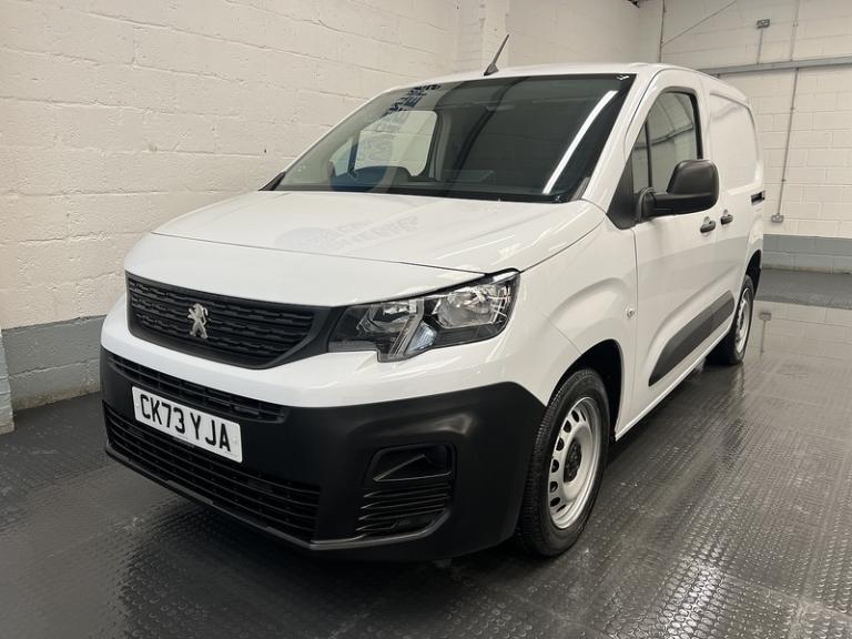 2023 Peugeot Partner 1.5 BlueHDi 1000 Professional Premium + Standard Panel Van 5dr Diesel Manua ...