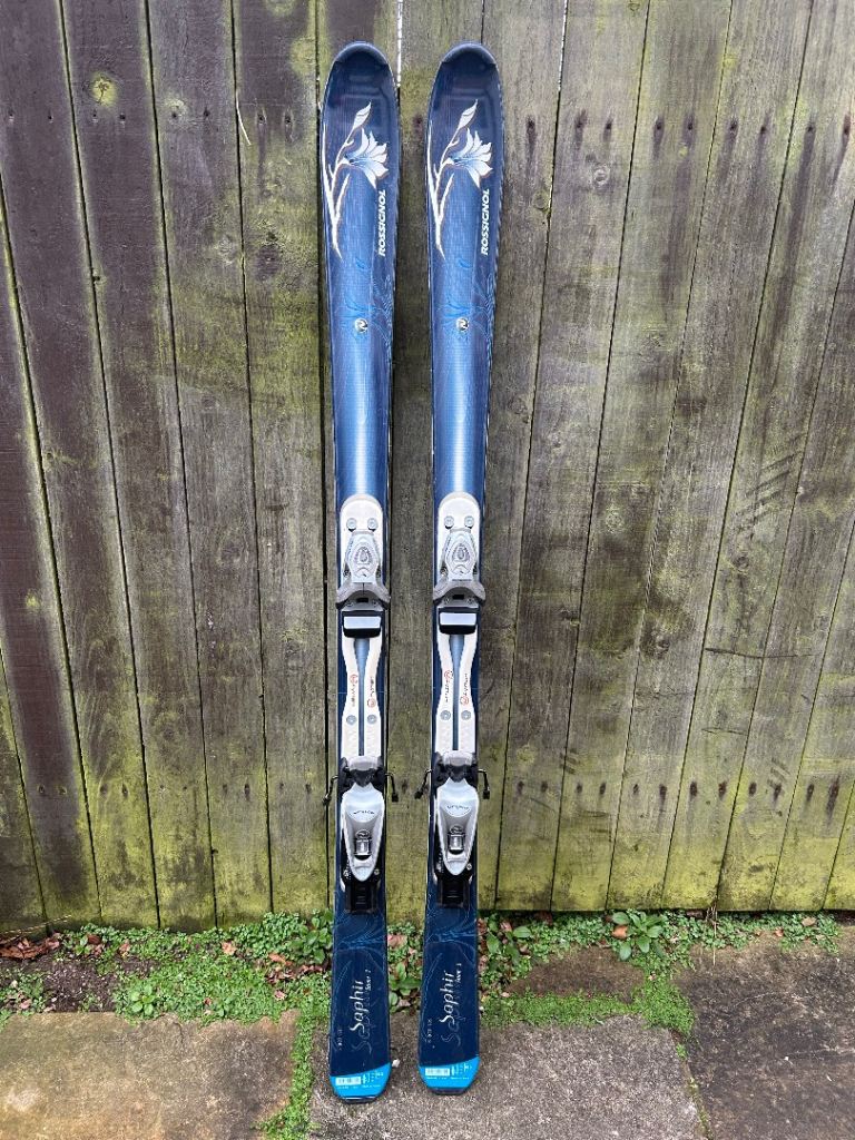 Rossignol Saphir 150cm skis & bag