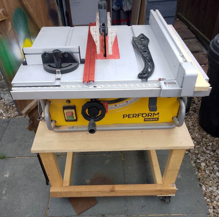 Perform Table Saw – Good Condition